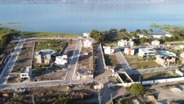 Terreno en venta frente al lago de Chapala