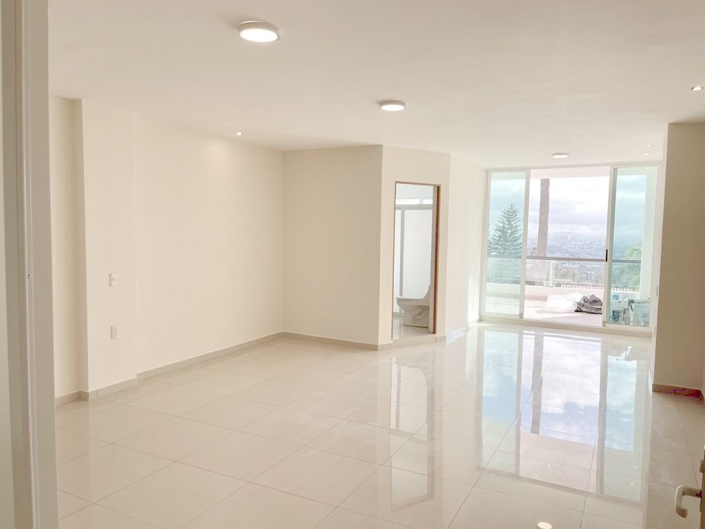 🏢 OFICINA EN RENTA 183 M2 [CERCA DEL ITESO] PANORÁMICA DEL TESORO